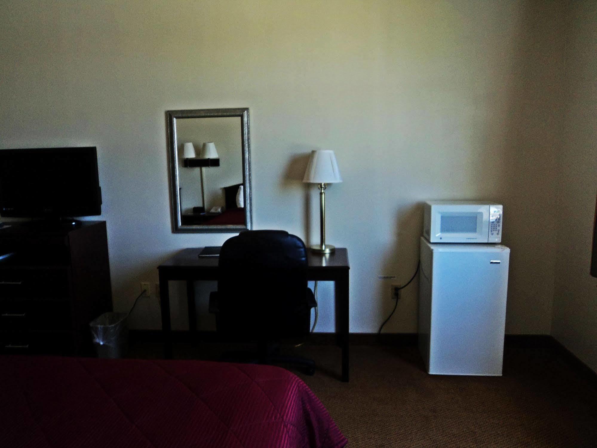 Travelodge By Wyndham Nm Inn Carlsbad